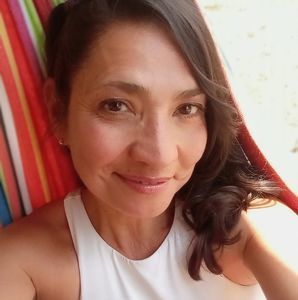 Meet your Posher, Gina